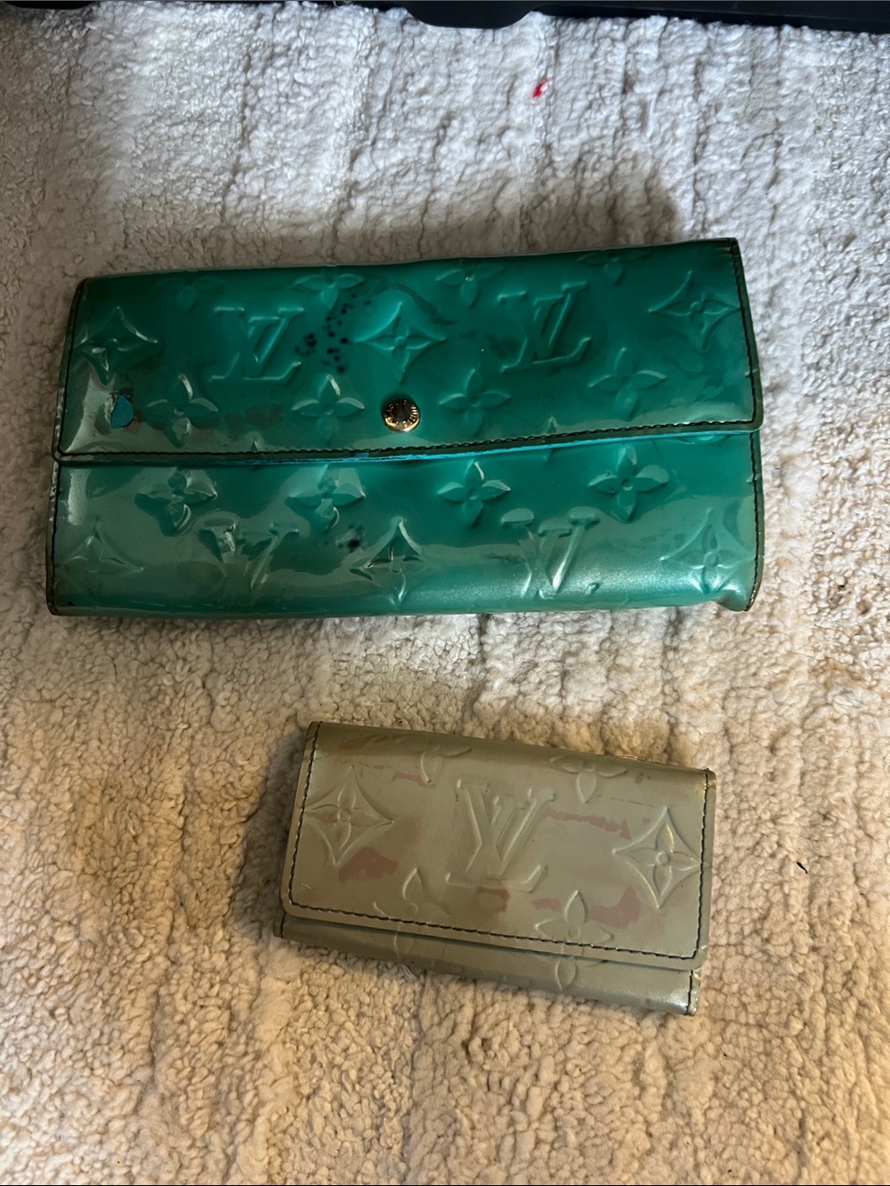 Louis Vuitton Green, Black and Silver Vernis Trio Wallets project pieces